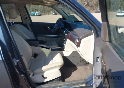 2014 Mercedes-Benz Glk 350 4Matic z USA, uszkodzony, nr VIN WDCGG8JB4EG264355